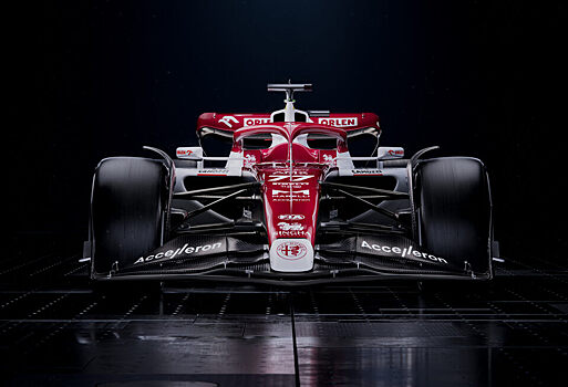 Alfa Romeo показала ливрею новой машины C42