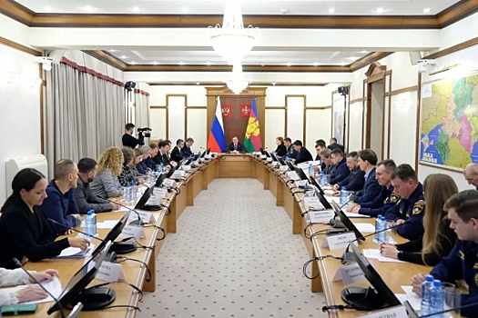 Кондратьев с учеными обсуждают, как восстановить пляжи Анапы