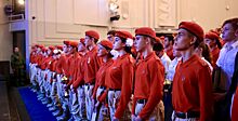 Более 350 ростовских школьников вступили в ряды юнармейцев