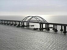 Минтранс: На пролетах Крымского моста повреждено дорожное полотно