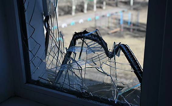 ДНР: снаряд ВСУ попал в здание школы