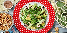 Летние салаты со свежей зеленью. Рецепты