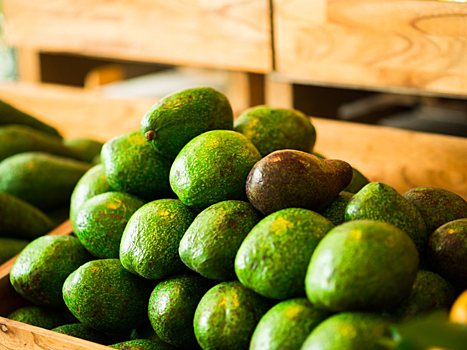 Учёные доказали, что авокадо помогает перераспределять жир у женщин