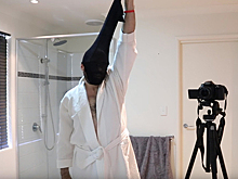 Скрывающийся блогер показал лицо и еще сильнее запутал подписчиков