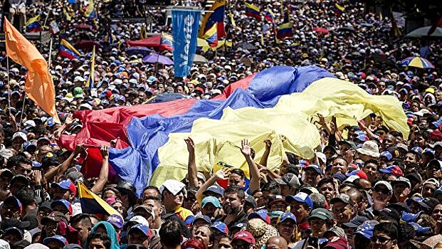 Евродепутаты заявили о выдворении из Венесуэлы