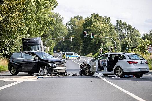 Как избежать ДТП на трассе: ответ автоэксперта