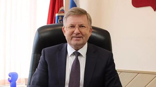 Ректор столичного вуза скончался во время экскурсии внутрь скульптуры "Родина-мать зовет!"