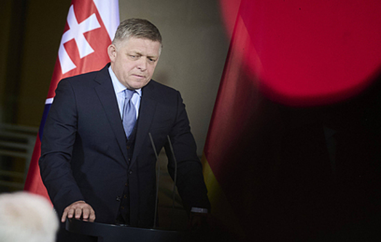 Фицо: Словацких солдат не будет на Украине