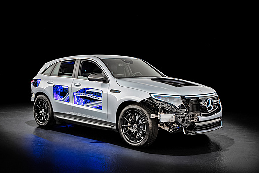 Mercedes-Benz создал «прозрачный» электрокроссовер EQC