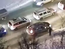 В Уфе ищут водителя, который наехал на 2-летнего мальчика в санках (ВИДЕО)