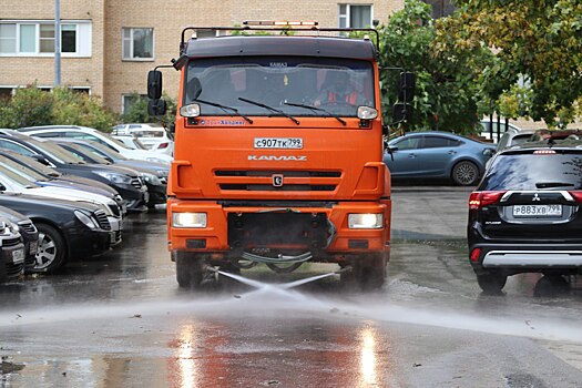 Уборку территории провели в Воскресенском