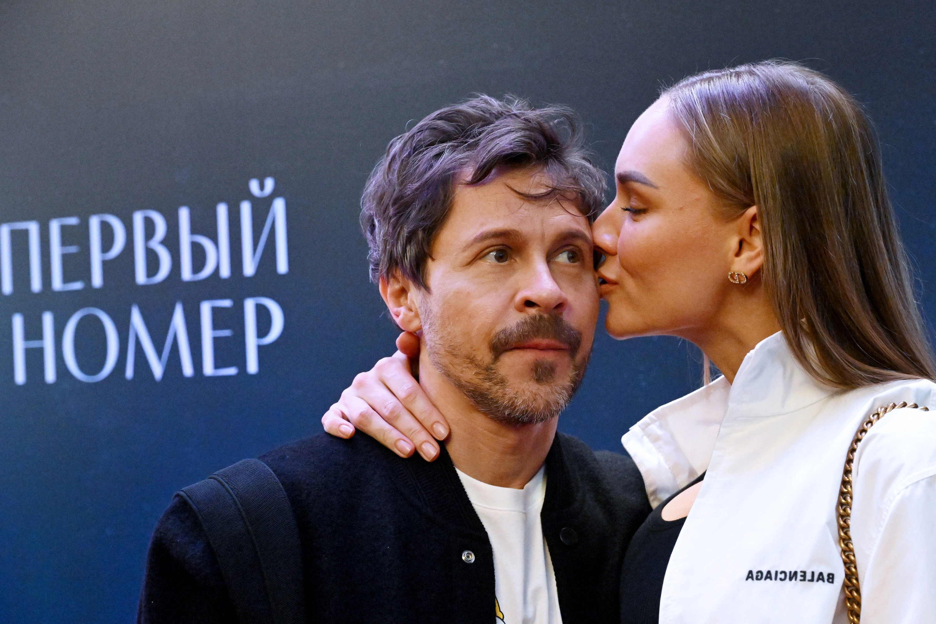 Жена Деревянко впервые прокомментировала слухи о беременности