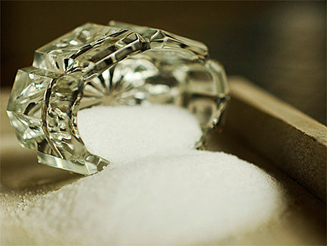 Правительство скорретировало список ввозимых в РФ товаров из ЕС и Украины