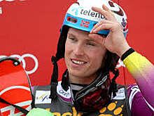 Кристофферсен получил травму ноги на тренировке в гимнастическом зале