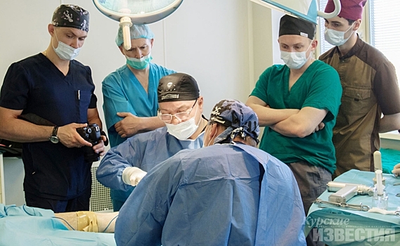 Курян обследуют кардиохирурги из Центра им. А.А. Вишневского