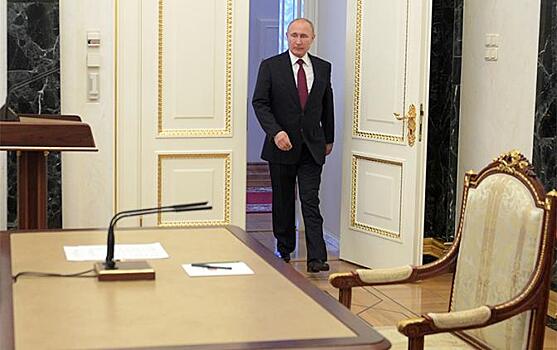 Не стал премьером, зато ходит в преемниках, или Кто сменит Путина