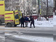 Хабаровские госавтоинспекторы оказали помощь мужчине, которому стало плохо на улице