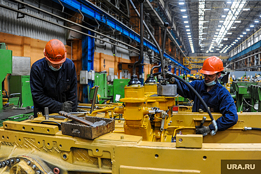 Челябинские заводы объявили массовый набор рабочих