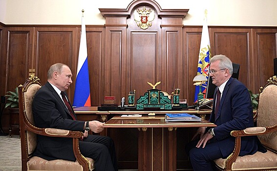 Путина пригласили в Спутник