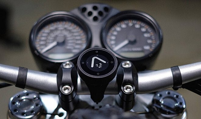 Стартап Beeline предлагает мотоциклистам самый простой GPS-навигатор в мире