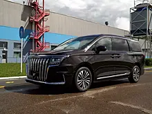 Названы главные конкуренты отечественного минивэна Sollers SP7