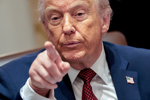 Трамп: Агенты ФБР при обыске рылись в нижнем белье моей жены