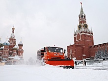 Москву засыпало снегом и накрыло гололедом