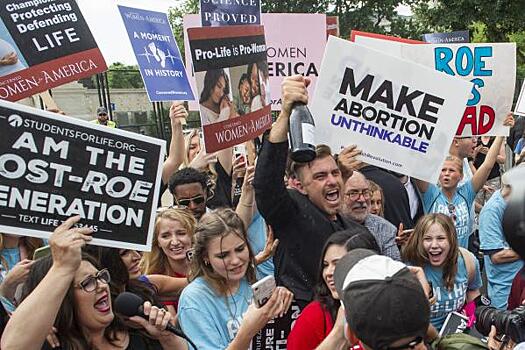 Аборты могут запретить в 17 штатах США