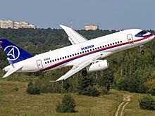 Импортозамещенный самолет SJ-100 успешно совершил первый полет