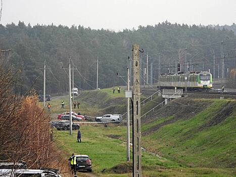 МИД Польши пообещал ответить на подрыв железной дороги