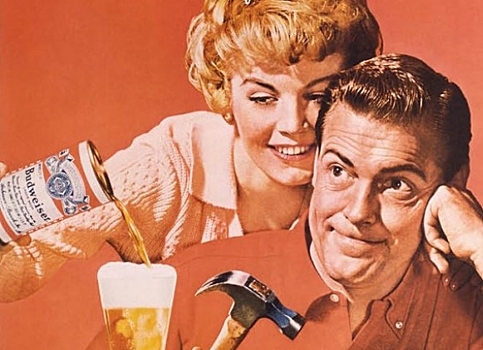 Ретро-креатив: Budweiser перезапустил гендерную кампанию с принтами 50-х