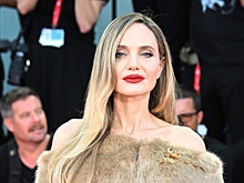 Поклонники Анджелины Джоли раскритиковали Собчак, назвавшую актрису молью