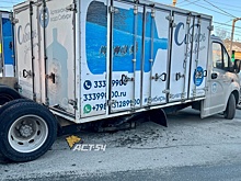 В Новосибирске у ГАЗели оторвался задний мост на улице Большевистской
