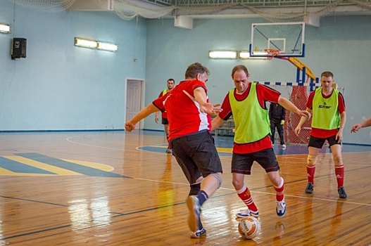 На Алтай-Коксе состоялись соревнования по футболу