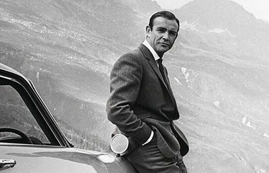 Aston Martin начал производство новой модели Goldfinger DB5