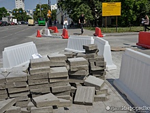 Ремонт перекрестка у мэрии Екатеринбурга начался вовремя