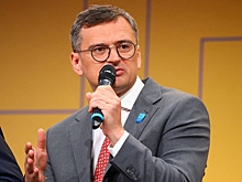 Кулеба раскрыл последствия массового оттока молодежи с Украины