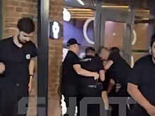 Двое охранников напали на школьников на концерте рэпера Славы КПСС в Петербурге