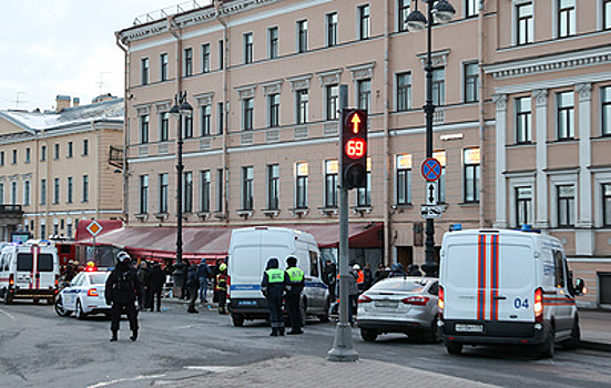 Подозреваемую в причастности к взрыву в кафе Петербурга задержали