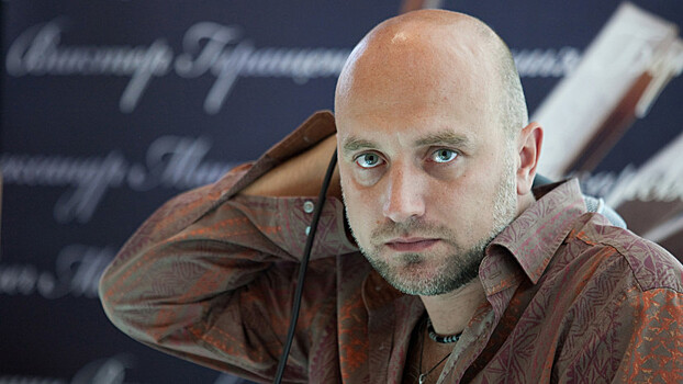 Захару Прилепину — 45