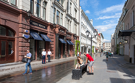На главной люксовой улице Москвы осталась лишь треть зарубежных брендов
