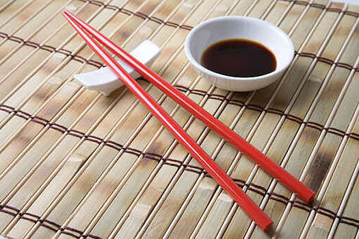 LADBible: американец выпил слишком много соевого соуса и попал в больницу с пеной во рту