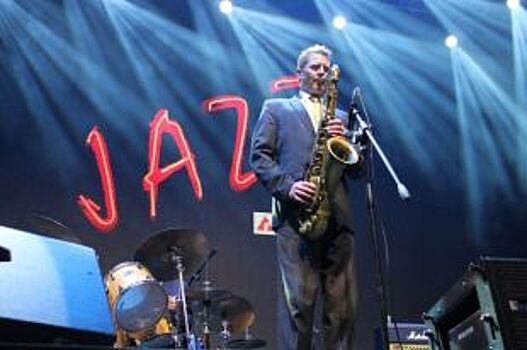 Воронежский фотограф покажет джаз через «цвет» и «свет»