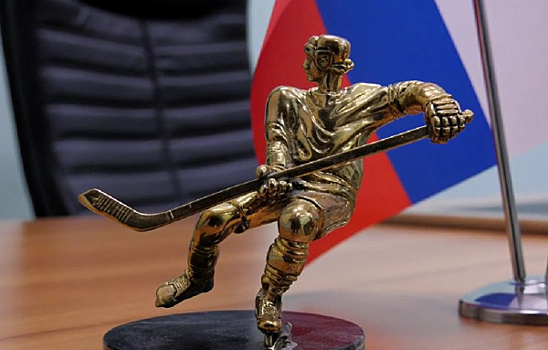 Хоккейная "Лада" выиграла первый матч в сезоне