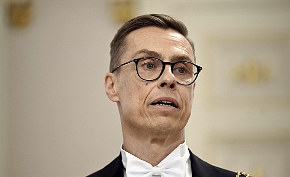 Президент Финляндии призвал отказаться от воинственной риторики в адрес РФ