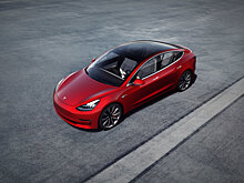 Электромобили Tesla научат разговаривать с пешеходами