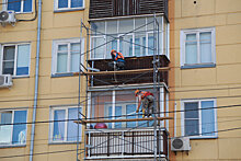 В Петербурге ввели штрафы за незаконно застекленные балконы