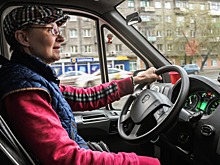 «Пассажиры — как дети»: Ольга водит «ГАЗель» и говорит новосибирцам «пожалуйста»