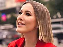 Ксения Собчак прилетела на вертолете на Каннский кинофестиваль