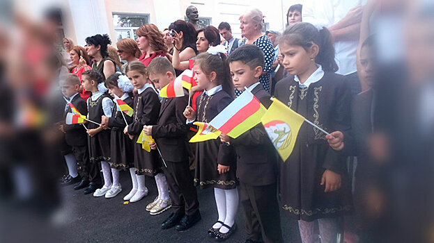 Аланская гимназия в Северной Осетии приняла первых учеников
